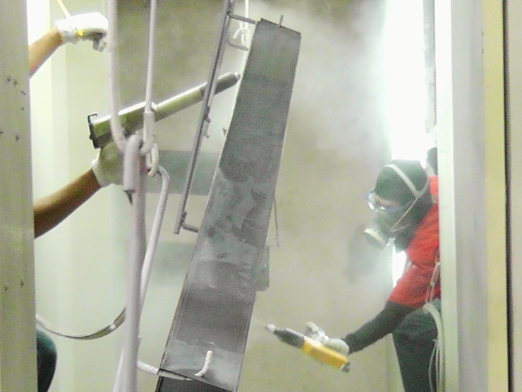 พ่นสีฝุ่น