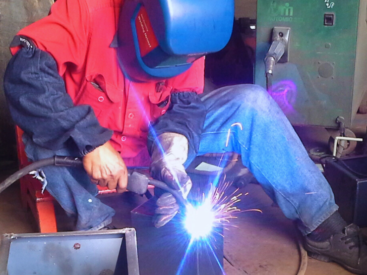 เชื่อมขึ้นรูปชิ้นงาน